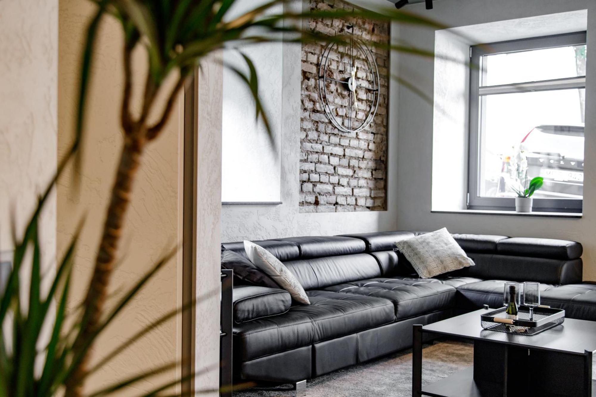 Hales Old Town Urban Apartments فيلنيوس المظهر الخارجي الصورة