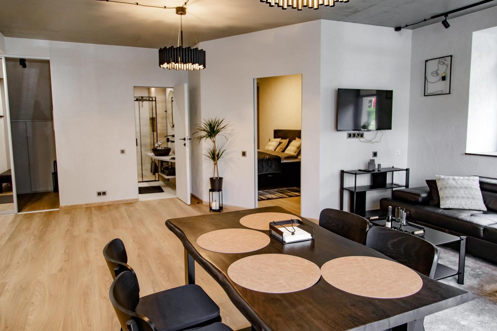 Hales Old Town Urban Apartments فيلنيوس المظهر الخارجي الصورة