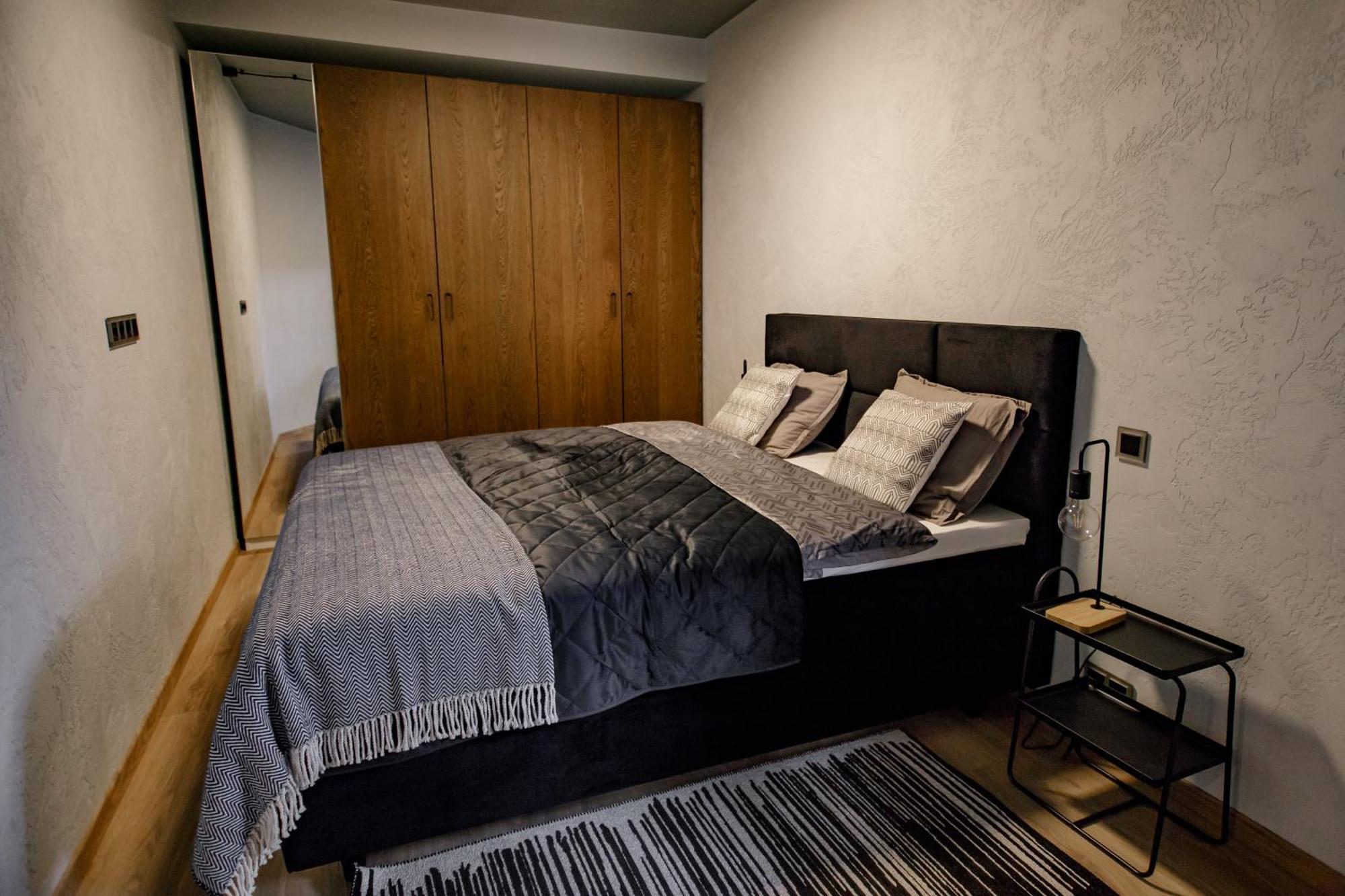 Hales Old Town Urban Apartments فيلنيوس المظهر الخارجي الصورة